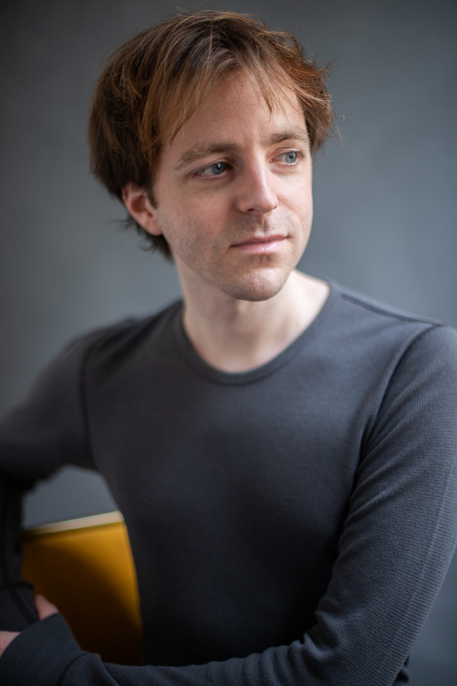 Photographe portrait Bordeaux : Sylvain Bordesoules, auteur Gallimard